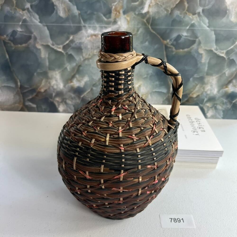 Vintage V Levante Bottle Spanish Woven Wicker Covered Brown Glass - Picture 13 of 13